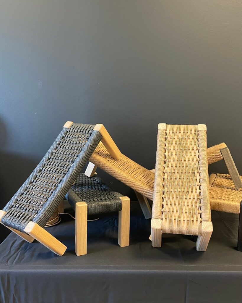 Banc de méditation tabouret physiologique